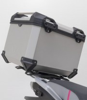 Maleta Superior con Soporte TRAX ADV Plateada 38 L CFMOTO 450MT (23), 800MT-X (24) SW-MOTECH GPT.10.625.70001/S GPT.10.625.70...