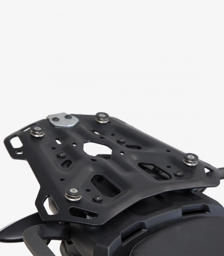 Topcase mit Träger TRAX ADV Silber 38 L several Triumph models SW-MOTECH GPT.11.747.70001/S