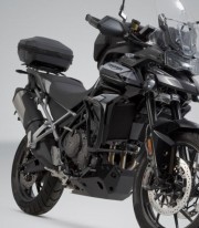 Maleta Superior con Soporte URBAN ABS Negro 16-29 L Triumph Tiger 900 (19-23), Tiger 1200 (22), Tiger 850 Sport (21) SW-MOTEC...