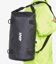 Bolsa Sillín 30 L EA114BK GIVI de Correas en Negro