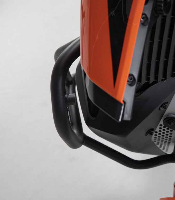Defensas de Motor SW-MOTECH para Varios Modelos de Huqvarna y KTM en Negro SBL.04.521.10002/B