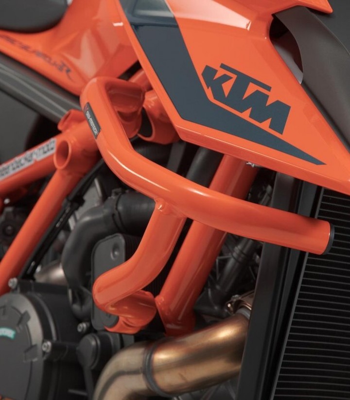 Defensas de Motor SW-MOTECH KTM 1290 Super Duke R (19), 1290 Super Duke R Evo (21) en Naranja SBL.04.915.10000/EB