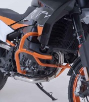 Defensas de Motor SW-MOTECH KTM 890 SM T (23) en Naranja SBL.04.918.10000/EB