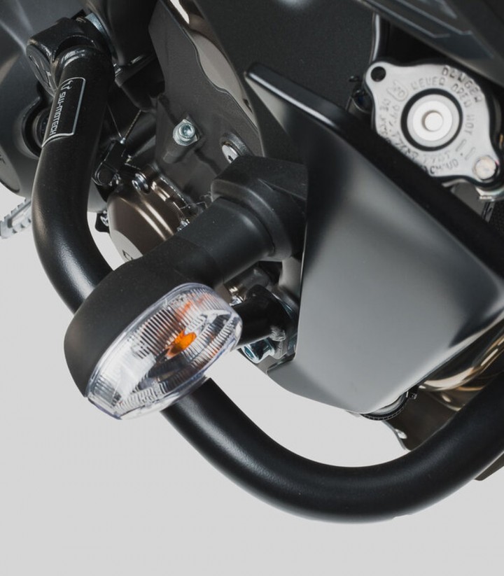SW-MOTECH Crash Bars for Yamaha MT-09 / SP (16-20) Black SBL.06.861.10000/B