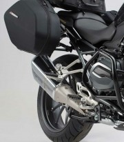Defensas de Motor SW-MOTECH BMW R 1200 R / RS (14-18) en Negro SBL.07.573.10000/B