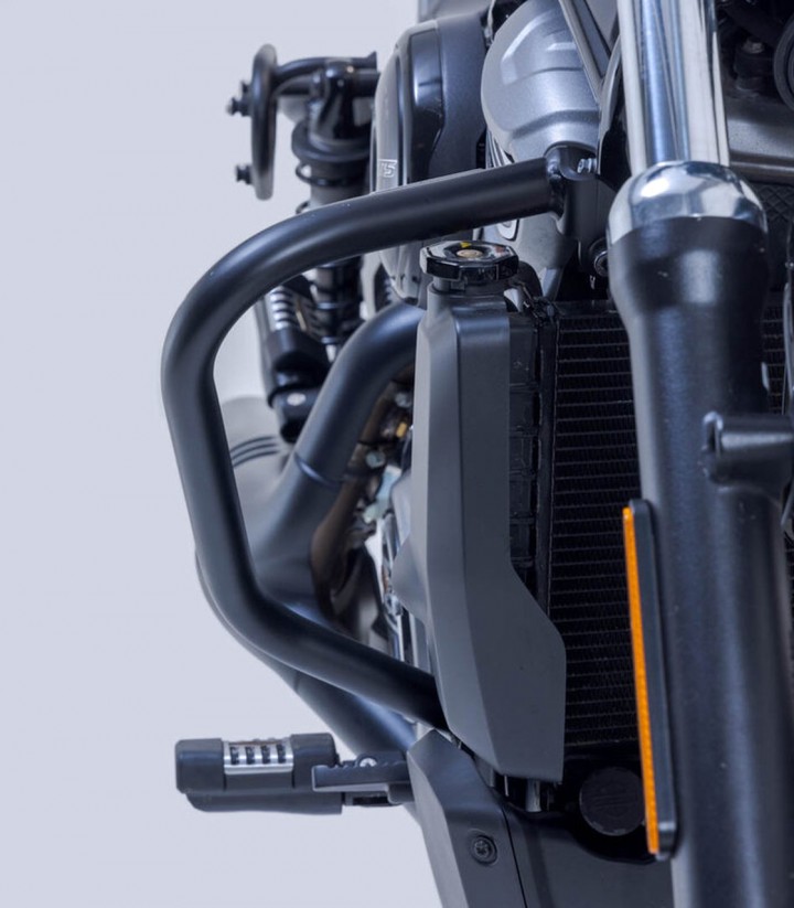 Defensas de Motor SW-MOTECH Harley Davidson Nightster (22), Nightster Special (23) en Negro SBL.18.096.10000/B
