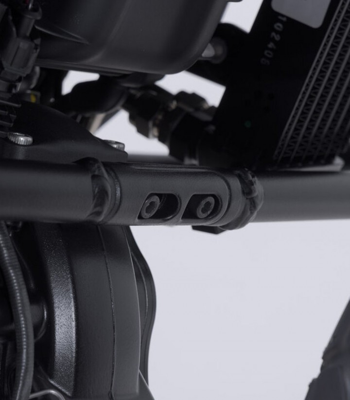 Defensas de Motor SW-MOTECH Ducati Scrambler (23-24) en Negro SBL.22.088.10001/B