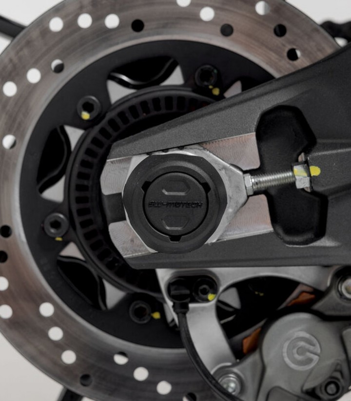 Topes Anticaída para Eje Trasero SW-MOTECH para Varios modelos de KTM, Ducati, Husqvarna y CFMOTO STP.04.176.10801/B