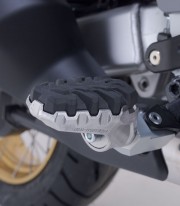 Reposapiés EVO con Adaptadores SW-MOTECH para Honda Africa Twin (18-23) FRS.01.112.10600