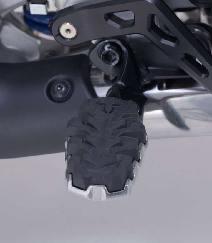 Reposapiés EVO con Adaptadores SW-MOTECH para Honda Africa Twin (18-23) FRS.01.112.10600/B