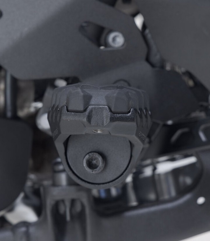 Reposapiés EVO con Adaptadores SW-MOTECH para Yamaha Ténéré 700 (19-24) FRS.06.112.10201/B