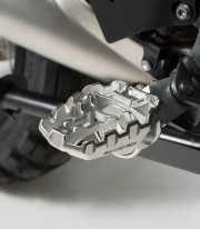 SW-MOTECH EVO Footpegs with Adapters for BMW R1100GS (93-99), R1150GS (98-04), R1200GS (04-13) FRS.07.112.10501