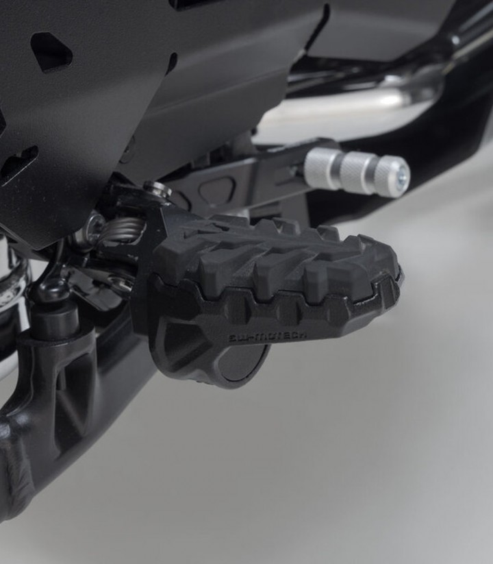 Reposapiés EVO con Adaptadores SW-MOTECH para BMW R1300GS Adventure (24) FRS.07.112.11001/B
