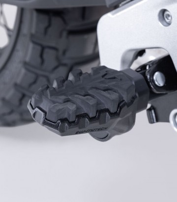 SW-MOTECH EVO Footpegs with Adapters for CFMOTO 1000MT-X (25), 800MT-X (24) FRS.10.112.10000/B