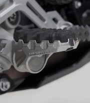 Reposapiés EVO con Adaptadores SW-MOTECH para Triumph Tiger 1200 (22) FRS.11.112.10600