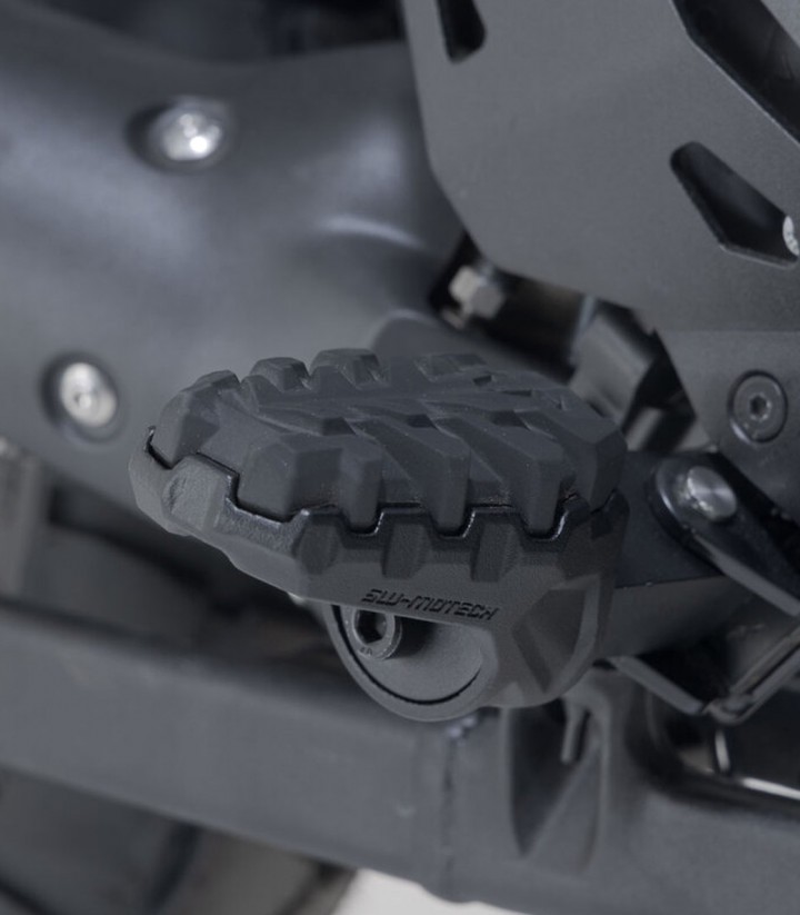 Fußrasten EVO mit Adaptern SW-MOTECH für Triumph Tiger 1200 GT, Rally Explorer/Pro (22) FRS.11.112.10600/B
