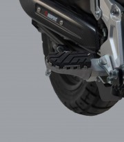 Reposapiés ION con Adaptadores SW-MOTECH para Yamaha Ténéré 700 (19-24) FRS.06.011.10201/S