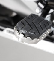 Reposapiés ION con Adaptadores SW-MOTECH para BMW R1200GS (12-18), R1250GS (18-24), R1300GS (23-25) FRS.07.011.10302/S