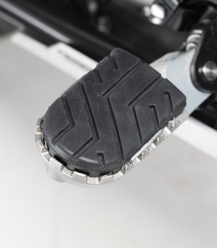 Reposapiés ION con Adaptadores SW-MOTECH para BMW R1200GS (12-18), R1250GS (18-24), R1300GS (23-25) FRS.07.011.10302/S