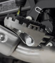 SW-MOTECH ION Footpegs with Adapters for Varios modelos de BMW y Royal Enfield FRS.07.011.10602/S