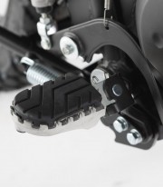 SW-MOTECH ION Footpegs with Adapters for Kawasaki KLR650 (01-23) FRS.08.011.10201/S