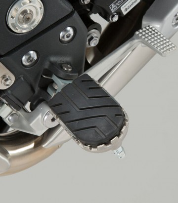 Reposapiés ION con Adaptadores SW-MOTECH para varios modelos de BMW y Triumph FRS.11.011.10001/S