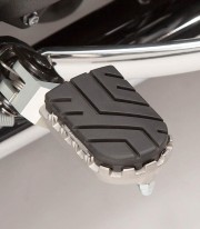 SW-MOTECH ION Footpegs with Adapters for Triumph Bonneville / T100 (04-16), Scrambler (05-16) FRS.11.011.10201/S