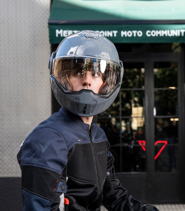 By City 180 Tech II Modular Helmet in Gray