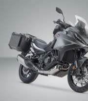 Maletas Laterales con Soporte TRAX ADV Negras 37 L Honda NT1100A / NT1100D (DCT) (21, 24), NT1100DE (DCT+ES) (24) SW-MOTECH K...