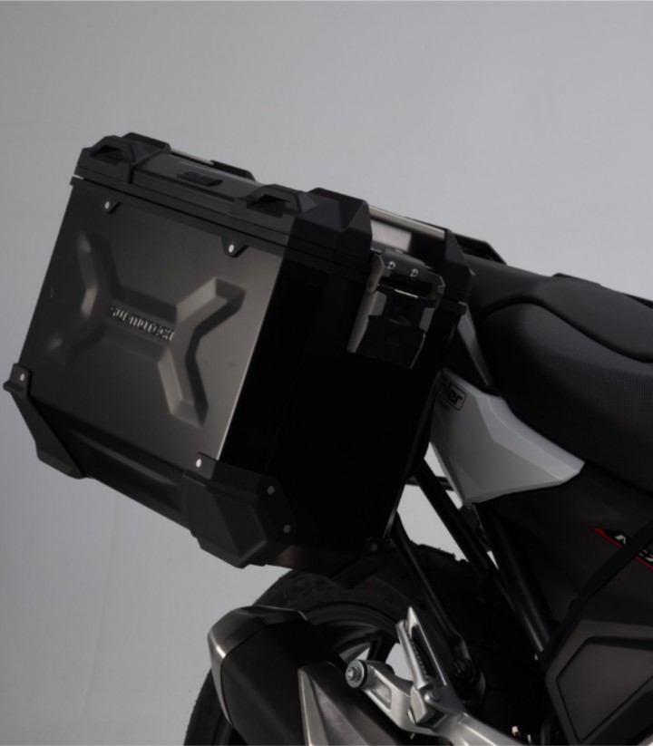 SW-MOTECH 37 L TRAX ADV Side Cases with Carrier for Honda NC750S/XA (16-20) Black KFT.01.699.70001/B KFT.01.699.70001/B