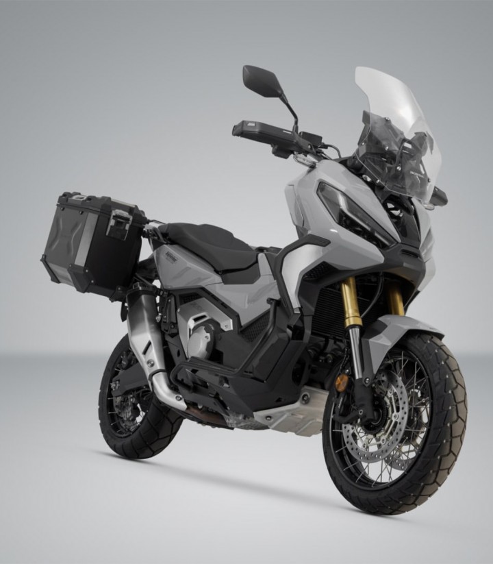 Maletas Laterales con Soporte TRAX ADV Negras 45/37 L Honda X-ADV (20-24) SW-MOTECH KFT.01.808.70000/B KFT.01.808.70000/B