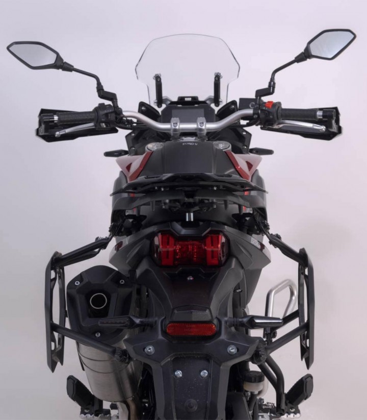 SW-MOTECH 37/45 L TRAX ADV Side Cases with Carrier for VOGE 650DS (21) Black KFT.02.049.70000/B KFT.02.049.70000/B