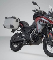 SW-MOTECH 37/45 L TRAX ADV Side Cases with Carrier for VOGE 650DS (21) Silver KFT.02.049.70000/S KFT.02.049.70000/S