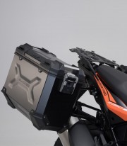 Maletas Laterales con Soporte TRAX ADV Negras 45/37 L KTM 1050/1090/1190 Adventure (13-21), 1290 Super Adventure/R/S/T (14-20...