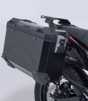 Maletas Laterales con Soporte TRAX ADV Negras 37 L KTM 125/390 Enduro R/SMC R, 250/390 Adventure (25) SW-MOTECH KFT.04.417.70...
