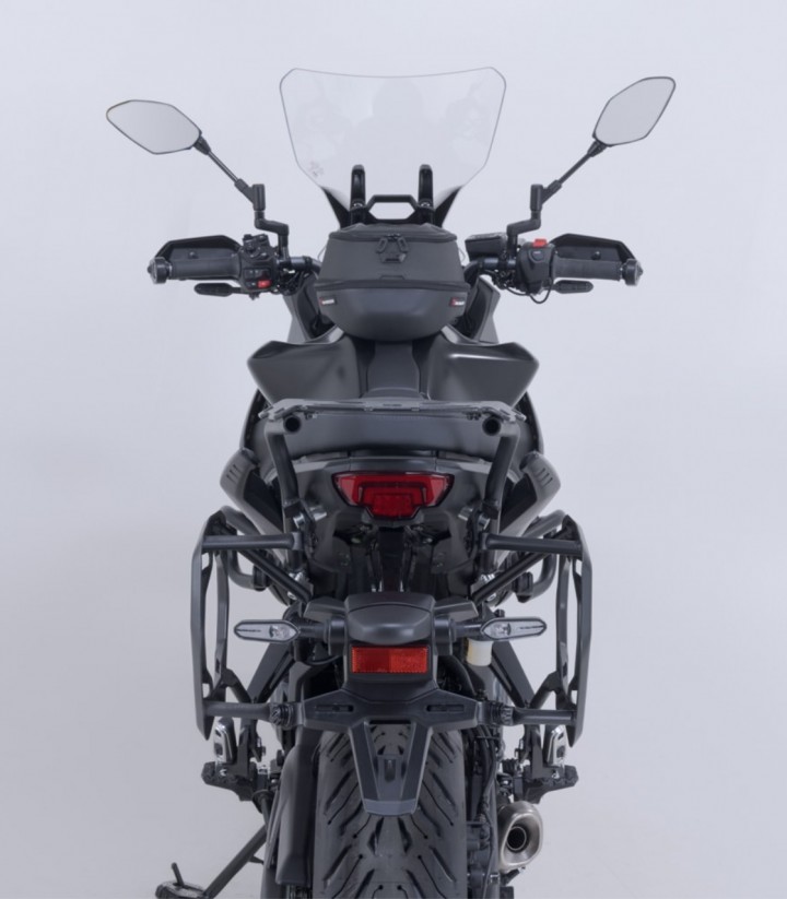 Maletas Laterales con Soporte TRAX ADV Plateadas 45 L Yamaha Tracer 7 (25) SW-MOTECH KFT.06.020.70100/S KFT.06.020.70100/S