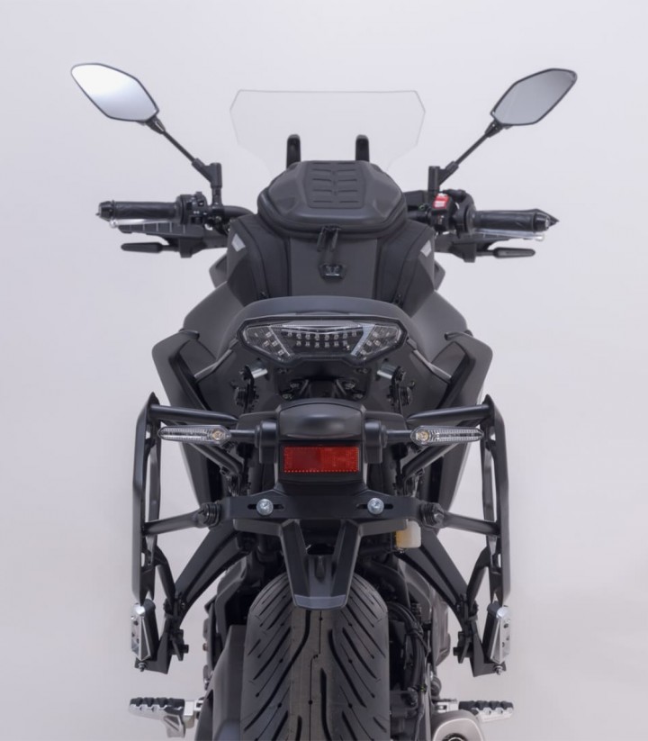 Maletas Laterales con Soporte TRAX ADV Plateadas 45 L Yamaha MT-07 Tracer (16-25) SW-MOTECH KFT.06.593.70101/S KFT.06.593.701...