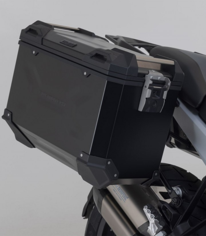 Seitenkoffer mit Träger TRAX ADV Schwarz 37 L BMW R 1300 GS (23-24), R 1300 GS Option 719 Biscaya (25) SW-MOTECH KFT.07.975.7000