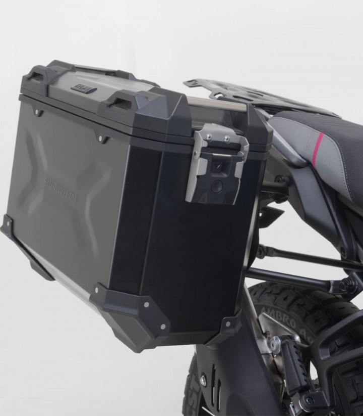 Maletas Laterales con Soporte TRAX ADV Negras 45/37 L CFMOTO 450MT (23) SW-MOTECH KFT.10.625.70000/B KFT.10.625.70000/B