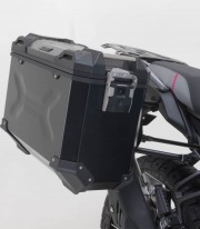 Maletas Laterales con Soporte TRAX ADV Negras 45/37 L CFMOTO 450MT (23) SW-MOTECH KFT.10.625.70000/B KFT.10.625.70000/B