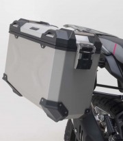 Maletas Laterales con Soporte TRAX ADV Plateadas 45/37 L CFMOTO 450MT (23) SW-MOTECH KFT.10.625.70000/S KFT.10.625.70000/S