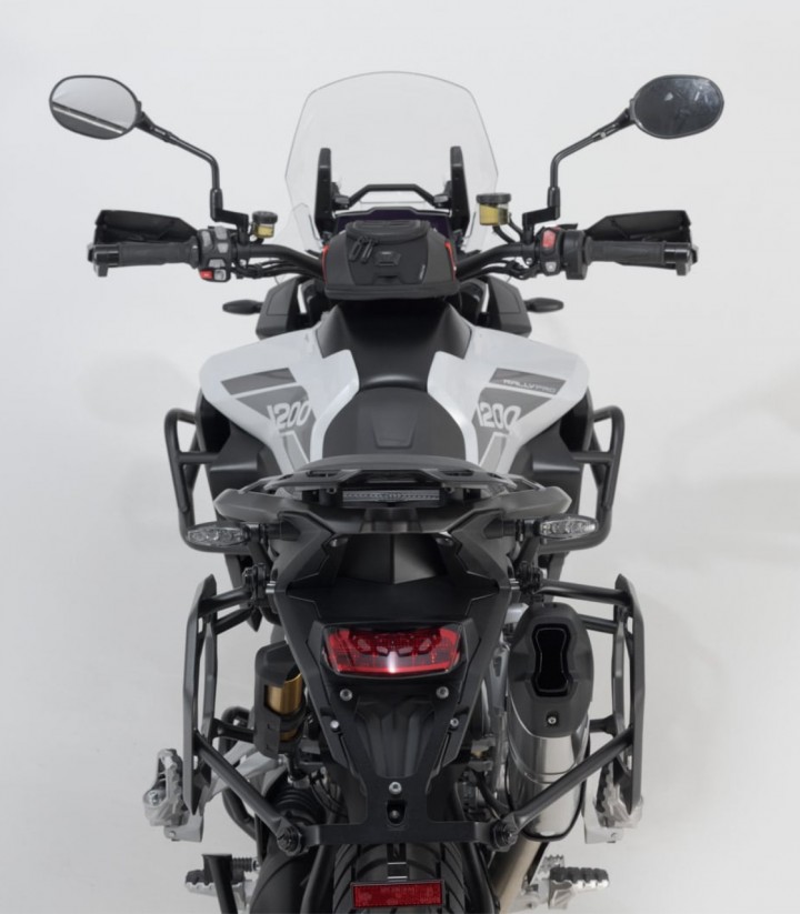 Maletas Laterales con Soporte TRAX ADV Negras 45/37 L Triumph Tiger 1200 GT/Rally Pro (22) SW-MOTECH KFT.11.905.70002/B KFT.1...