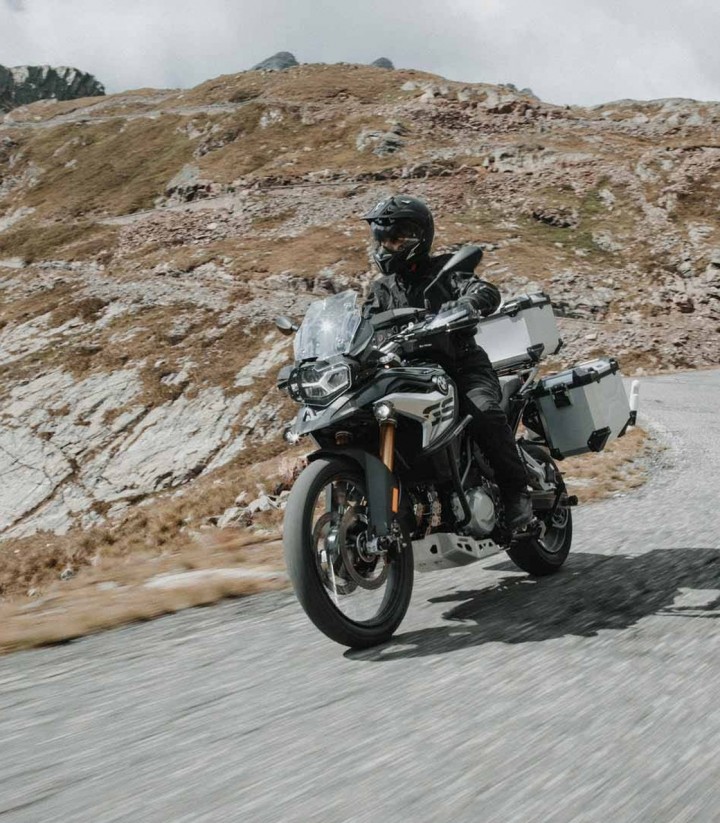 Seitenkoffer mit Träger TRAX ADV Schwarz 45 L Yamaha XT 660 Z Tenere (07-16) SW-MOTECH KFT.06.570.70100/B