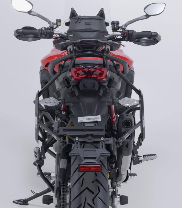 Maletas Laterales con Soporte TRAX ADV Negras 37 L Ducati Multistrada V4 (20-24) SW-MOTECH KFT.22.822.70002/B KFT.22.822.70002/B