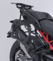 Maletas Laterales con Soporte TRAX ADV Negras 45 L Ducati Multistrada V4 (20-24) SW-MOTECH KFT.22.822.70102/B KFT.22.822.70102/B