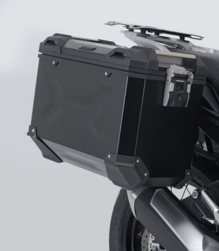 SW-MOTECH TRAX ADV Side Cases + 38 L Top Case Set with Carriers Honda XL750 Transalp (22-24) / E-Clutch (25) ADV.01.070.75000/B