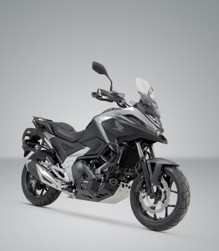 Pack Maletas Laterales + Baúl DUSC L 41 L + Soportes Honda NC750XA/XD (20-24) SW-MOTECH ADV.01.841.65000/B