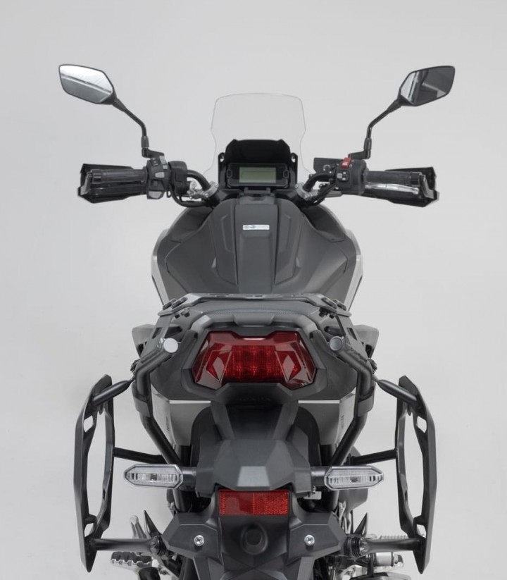 Pack Maletas Laterales + Baúl 38 L TRAX ADV en Plateado + Soportes Honda NC750XA/XD (20-24) SW-MOTECH ADV.01.841.75000/S
