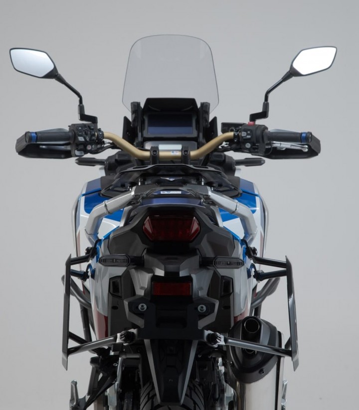 Pack Maletas Laterales + Baúl 38 L TRAX ADV en Negro + Soportes Honda CRF1100L Africa Twin (19-23) SW-MOTECH ADV.01.942.75001/B