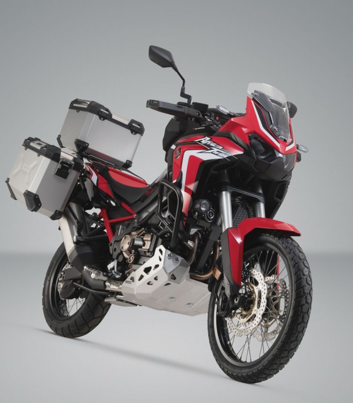 Pack Maletas Laterales + Baúl 38 L TRAX ADV en Plateado + Soportes Honda CRF1100L Africa Twin (19-21) SW-MOTECH ADV.01.950.75002